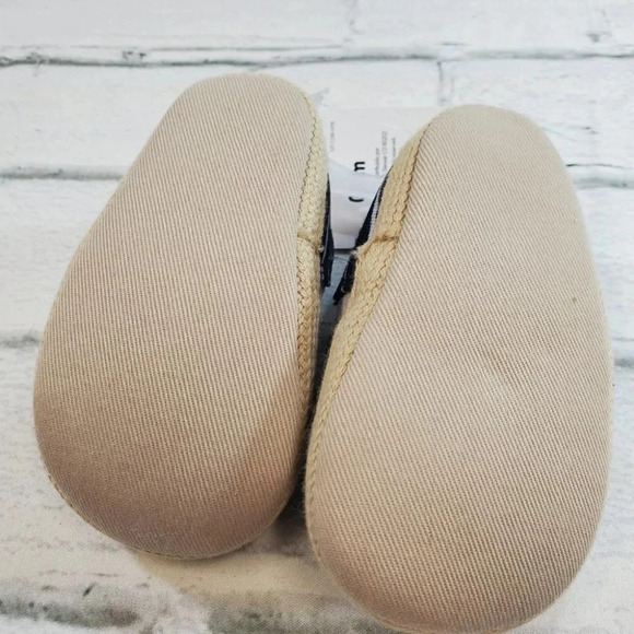 INFANT Blue and White Stripe Soft Sole Baby Shoes. - Picture 6 of 6